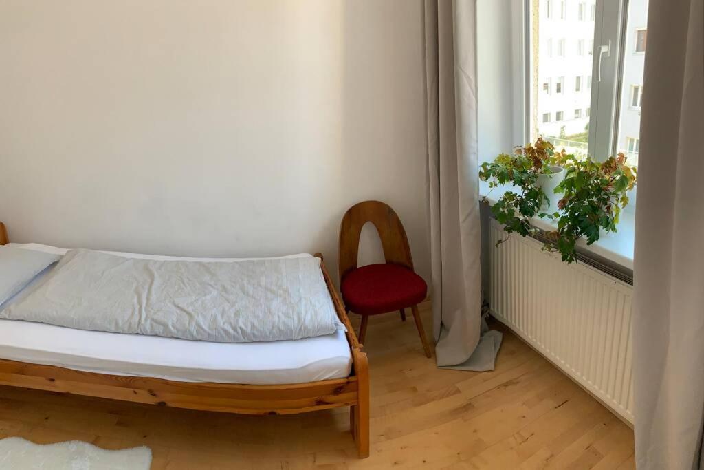 Apartament Tichy Apartman Blizko Centra Trenčín Zewnętrze zdjęcie