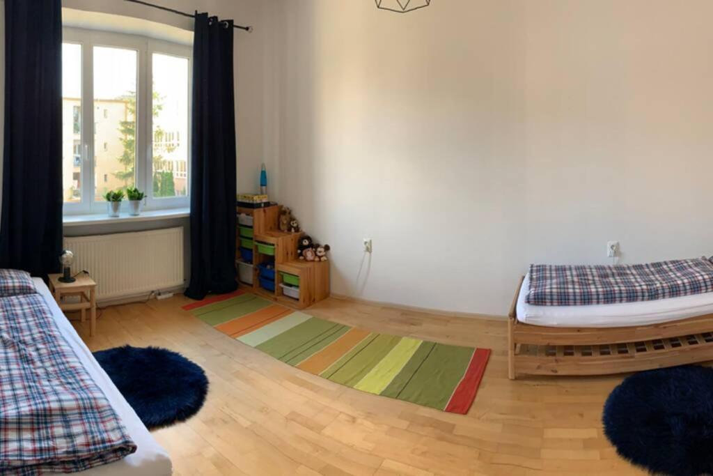 Apartament Tichy Apartman Blizko Centra Trenčín Zewnętrze zdjęcie