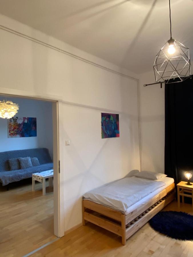 Apartament Tichy Apartman Blizko Centra Trenčín Zewnętrze zdjęcie